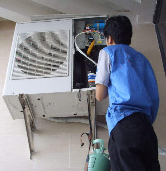 河津空调开机无反应维修